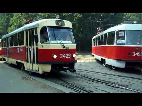 Видео: Татра трамваи в Москве: Tatra trams in Moscow, Russia