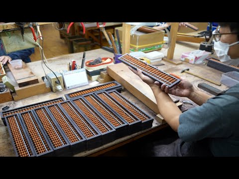 Видео: Процесс массового производства японских счетов. Самая крупная фабрика по производству счетов в Япони