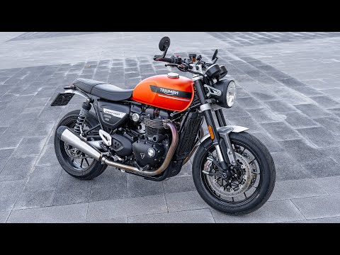 Видео: Triumph Speed Twin 1200 - Еще один мотоцикл из гаража мечты. Самый подробный обзор.