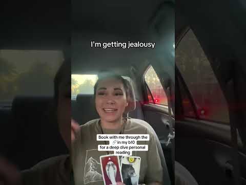 Видео: Кто-то гадал на вас на картах Таро