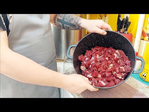 Видео: Домашняя тушёнка из говядины со свиной шкуркой.