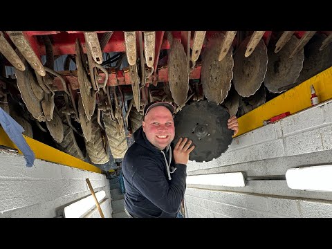 Видео: Новые диски и подшипники для буровой установки Vaderstad