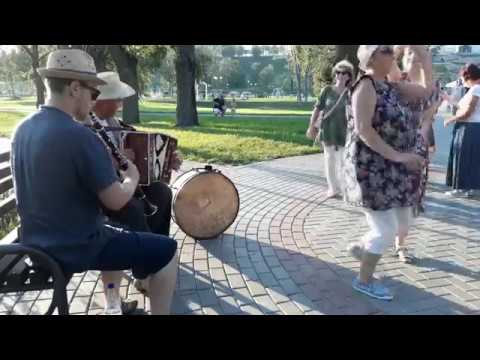 Видео: Беларускі народны танец Кракавяк