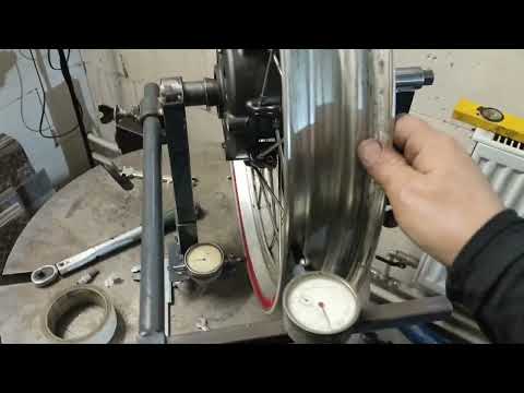 Видео: Обслуживание колеса от Yamaha Super Tenere 1200.