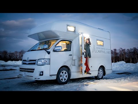 Видео: Зимний автомобильный кемпинг на сильном заснеженном поле | Relaxing, Nature Sounds, ASMR