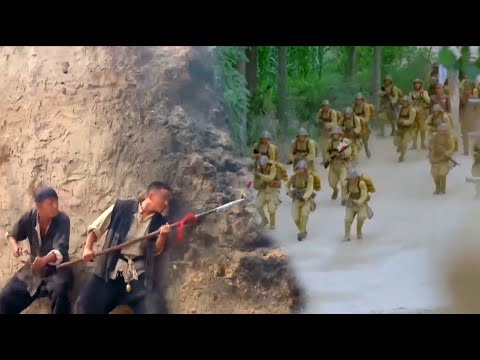 Видео: Антияпонский фильм!Японские войска пробираются через деревню, но на полпути китайские хозяева