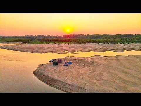 Видео: Рыбалка ,которую НЕВОЗМОЖНО повторить! Супер клёв ,кухня просто ОГОНЬ! Рыбалка с ночёвкой.