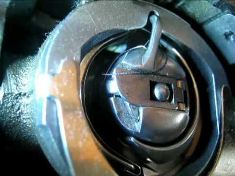 Видео: Швейная машинка   рвет нижнюю нить Чайка 3