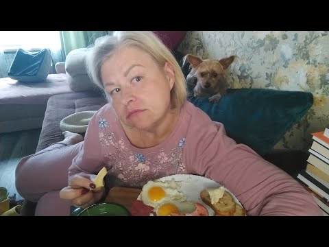 Видео: МУКБАНГ #Заболела😭 температуры нет кашля нет 🤨# шампанское переносится