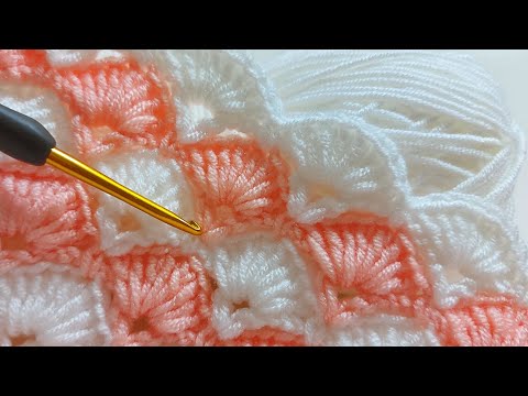 Видео: Супер легкая выкройка детского одеяла крючком для начинающих / Trends Crochet blanket knitting