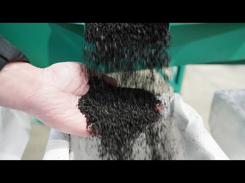 Видео: Оборудование для переработки изношенных автомобильных шин в резиновую крошку