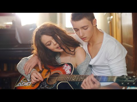 Видео: Алина Гросу (GROSU) - Мелом на асфальте HD