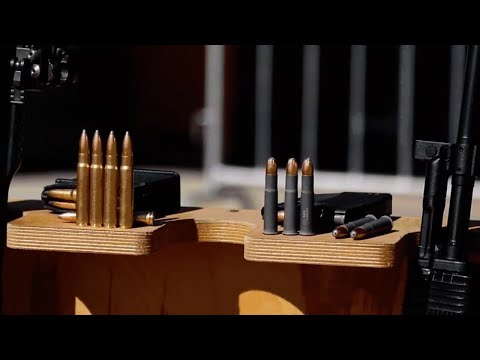 Видео: Сравнение патронов 9,3x64mm и 9,6\53Lancaster