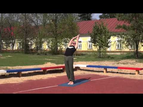 Видео: Сурья Намаскар А, вариация-2