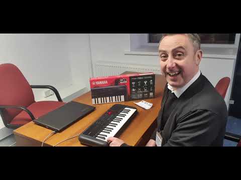 Видео: Клавиатура Yamaha PSS-A50 (pssa50) | Причины купить | Rimmers Music
