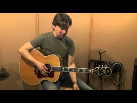 Видео: Евгений Маргулис. Не надо так. Урок игры на гитаре