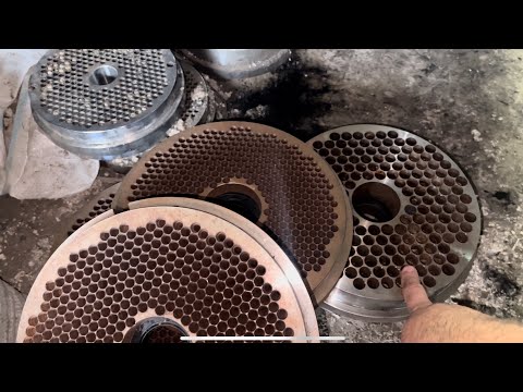 Видео: Притирка Матриц Гранулятора Комбикорма DR 250 и DR3R 250 inFermer PRO