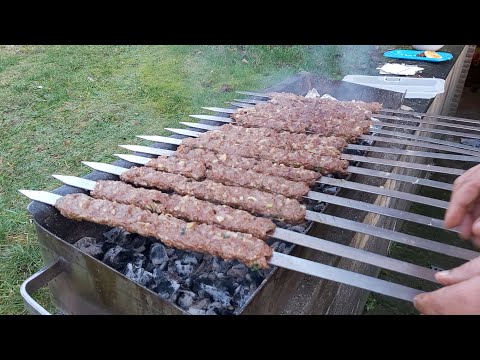 Видео: Как приготовить Шашлык  Люля- Кебаб на мангале , чтобы фарш не отваливался.