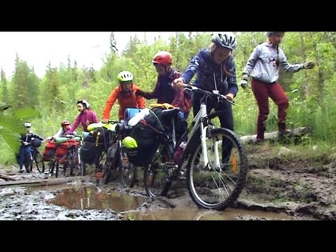 Видео: Наши в Приполярной Карелии: Лоухи - Белое море 2015 ВЕЛОПОХОД от ГородокТВъ. 1 серия