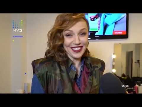 Видео: Альбина Джанабаева в проекте «8 Женщин» на МУЗ-ТВ
