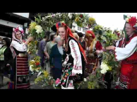 Видео: Руска Добрева - Женъла е Дюлбер Яна