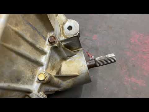 Видео: Polaris Ranger 570 Как заменить выходной вал в трансмиссии