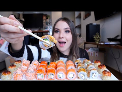 Видео: МУКБАНГ последнее видео в… БОЮСЬ СТАРОСТИ тест новой доставки сет роллов с лососем и угрем mukbang