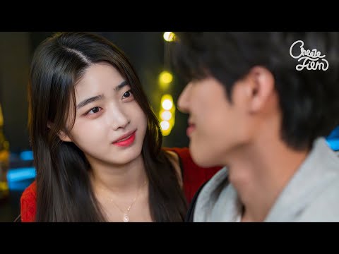 Видео: [Моясестра] Очарование пьяной девушки