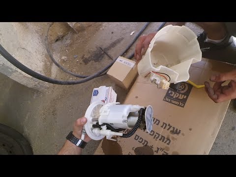 Видео: Fuel Filters replacement Subaru Legacy Spec.B - Как заменить топливные фильтра на Субару Легаси