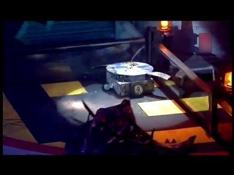 Видео: Битвы Роботов (РУССКАЯ ОЗВУЧКА!) - 7 сезон, 2 Серия (RobotWars - Season 7, Heat B)