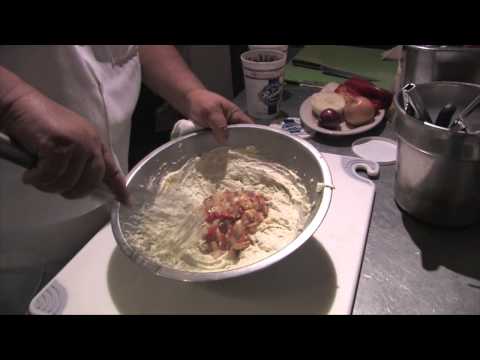 Видео: Классический ролллатини из баклажанов