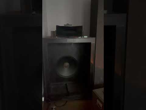 Видео: ВИА Поющие гитары - Стоят девчонки 1966 г