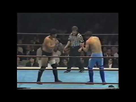 Видео: Akira MAEDA 前田 日明 vs. VOLK Han ヴォルク・ハン Волк-хан - 04/03/1992 (RINGS Mega Battle 3: IKAZUCHI)