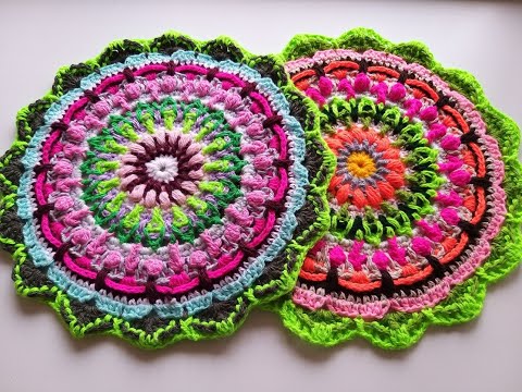 Видео: КРАСИВАЯ круглая СИДУШКА с РЕЛЬЕФНЫМИ столбиками. Вязание КРЮЧКОМ.