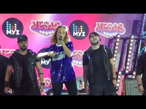 Видео: Альбина - Партийная зона муз тв 24.09.2017