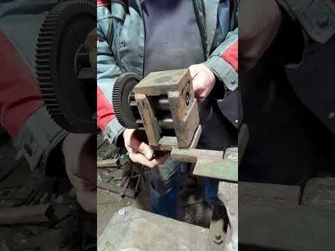 Видео: Изготовление зимней блесны на окуня.часть 1.коронка.