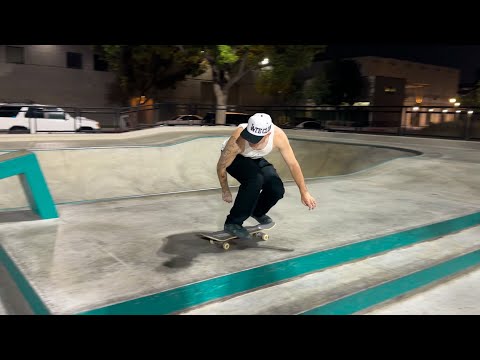 Видео: Ночное катание в большой компании!