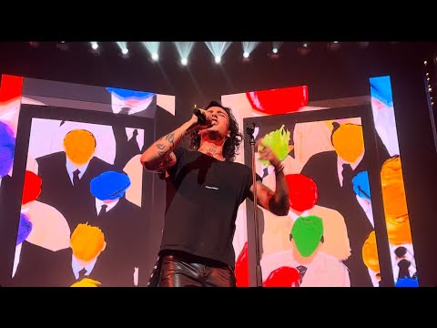 Видео: Xolidayboy — Целуй на светофорах // Москва, 08.03.2024