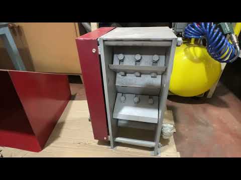 Видео: Измельчитель веток Р-80 REZAK  Обзор