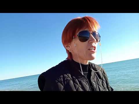 Видео: Гудаута. День второй / Утренний променад /Много говорю