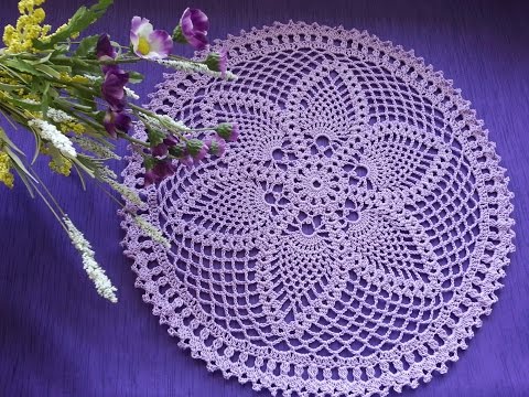 Видео: Вязаная салфетка "Фиалка" / Wood Violet Crochet Doily. Вязание крючком для начинающих.