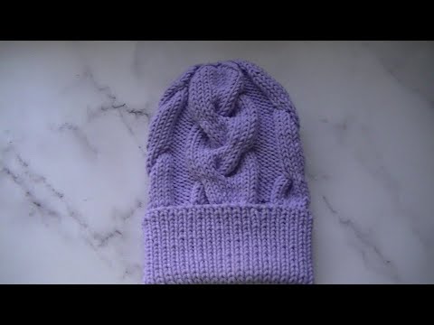 Видео: Вяжем шапку с  объемными  косами.
