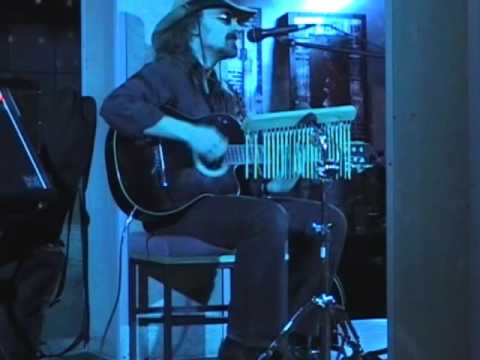 Видео: Черный Лукич: Александр Андрюшкин поет песни Вадима (Димы) Кузьмина