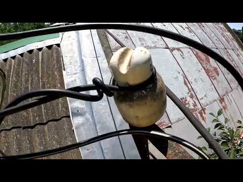 Видео: Аварийный вызов электрика. Периодически пропадает свет в частном доме. Одна улица, одна проблема.