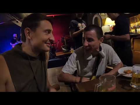 Видео: Готовим Индийскую еду Дома, Встретил Русского из Манали, Ночная Жизнь в Чандигаре, Как тусят Индийцы