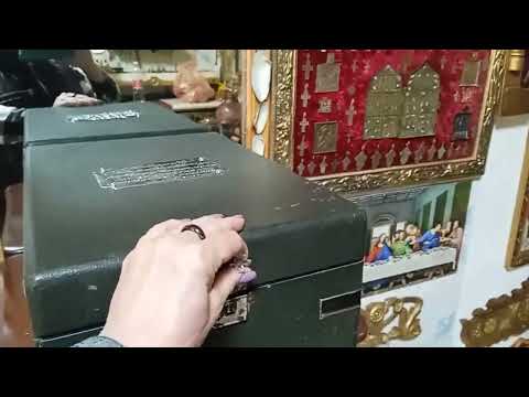 Видео: 145 В  гостях у коллекционера. Много антиквариата. Домашний музей.