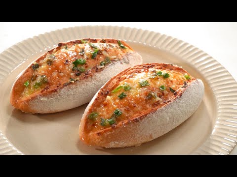 Видео: Полный вкуса!! Идеальный домашний хлеб с чесночным маслом (его любит вся семья)