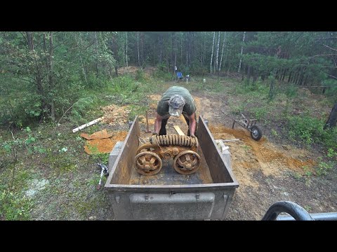 Видео: РОЮ ЗЕМЛЮ КАК КРОТ! СНОВА НАШЁЛ БОЛЬШОЙ И ТОЛСТЫЙ ЛИСТ ЖЕЛЕЗА! НАШЁЛ В СБОРЕ КАРЕТКУ ОТ ТРАКТОРА!