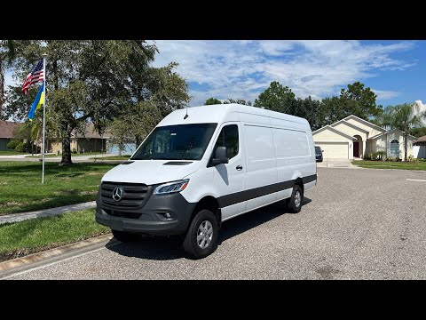 Видео: Строим новую машину. Часть 1. Спринтер. Спальник. Работа. Дальнобой.