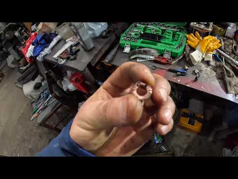 Видео: Фургончік почав сипатись. Маленька проблема переросла в серйозний ремонт. Fiat Doblo.